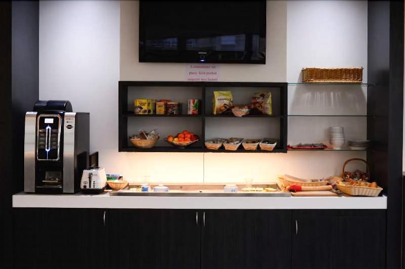 Brit Hotel Confort Rouen Centre