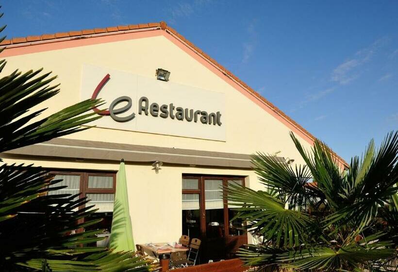 Отель Campanile La Rochelle Nord   Puilboreau Chagnolet