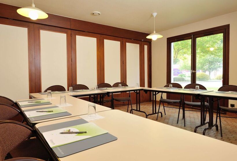 ホテル Campanile Lorient  Lanester