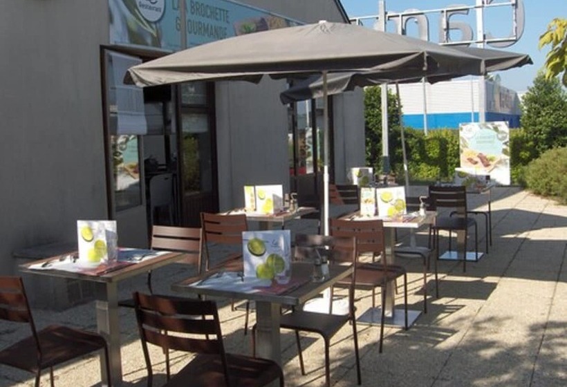 ホテル Campanile Lorient  Lanester