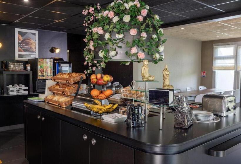 בית מלון כפרי The Originals City, Hôtel Mâcon Nord