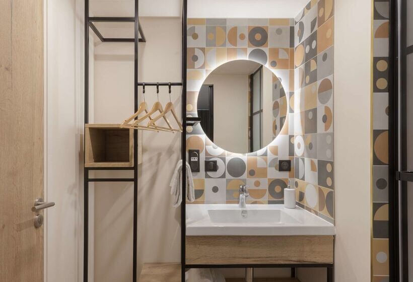 هتل Campanile Metz   Jouy Aux Arches