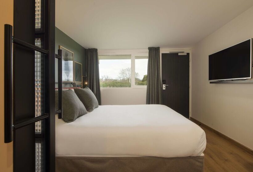 هتل Campanile Metz   Jouy Aux Arches