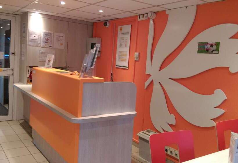 هتل Campanile Metz   Jouy Aux Arches