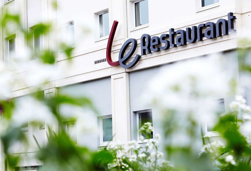 בית מלון כפרי Campanile Paris Ouest Chaville