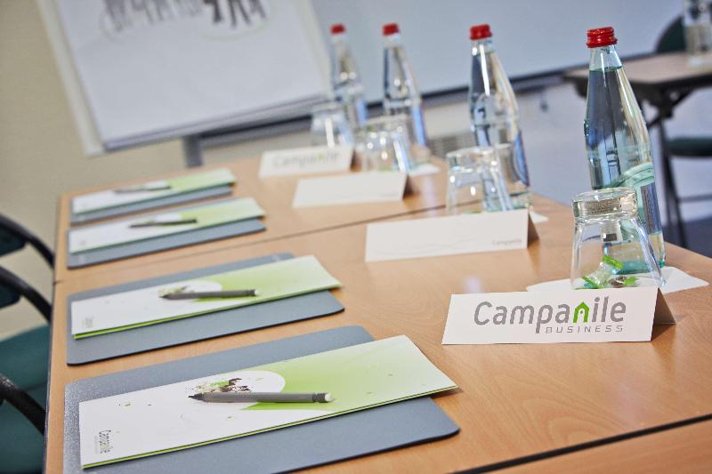 هتل Campanile Rouen Est  Franqueville Saint Pierre