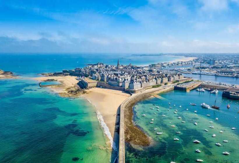 هتل Campanile Saint Malo ~ Saint Jouan Des Guerets