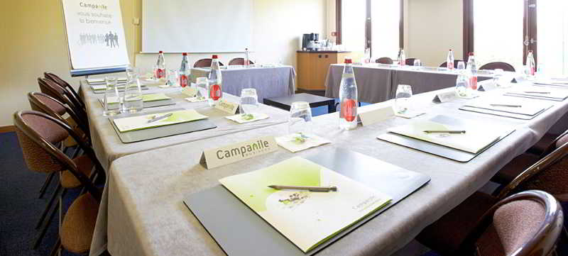 هتل Campanile Salondeprovence
