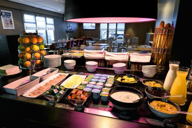 בית מלון כפרי Campanile Toulouse Sesquieres