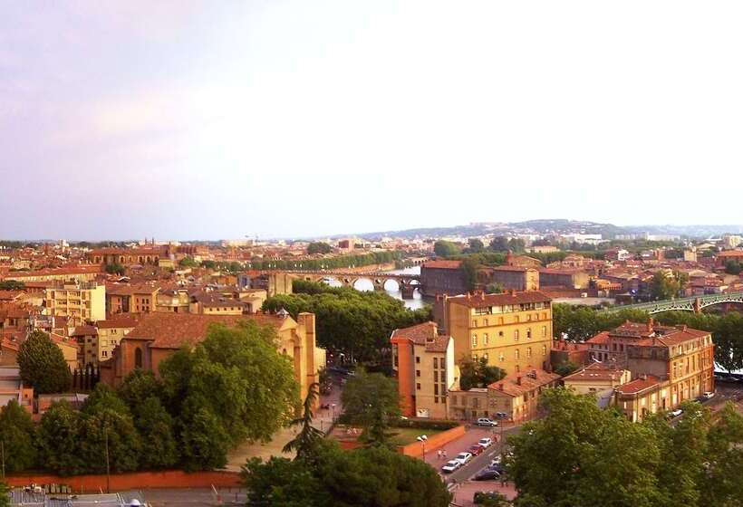 ホテル Campanile Toulouse Sud Balma  Cité De L Espace