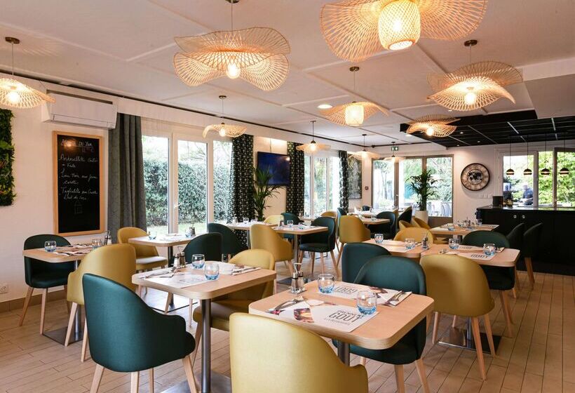 酒店 Kyriad Villeneuve Saint Georges   Hôtel Rénové