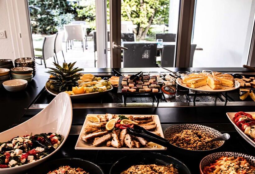 酒店 Kyriad Villeneuve Saint Georges   Hôtel Rénové