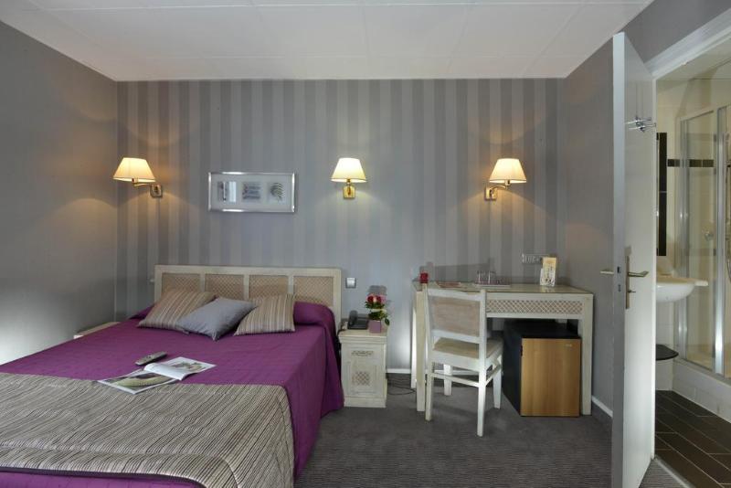 Fotos del hotel Carladez Cambronne:  3