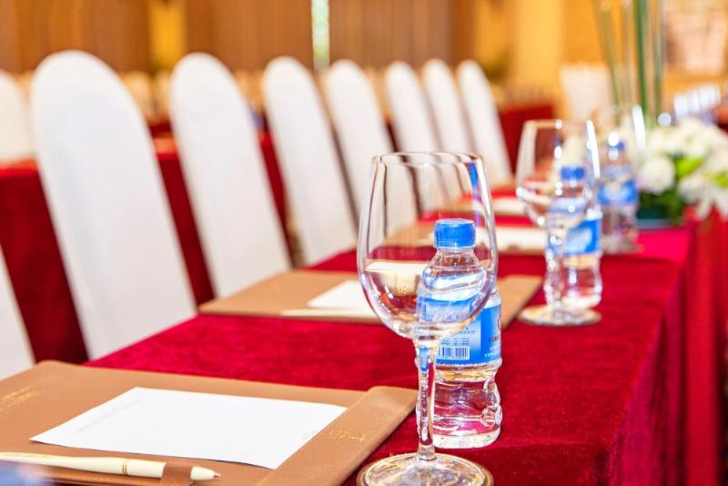 Fotos del hotel First Hotel:  11