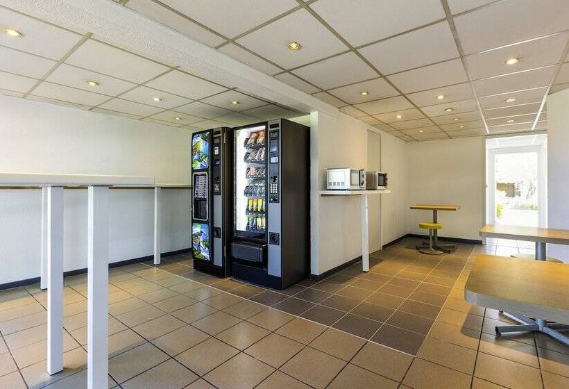 هتل Greet Hôtel Angoulême