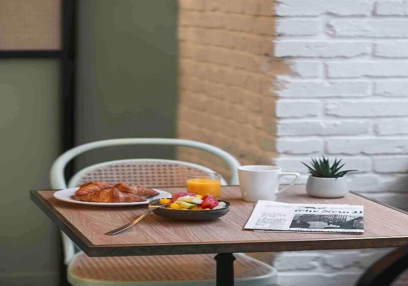 Fotos del hotel Ibis Styles Paris Montmartre Nord:  20