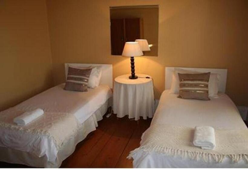 בית מלון כפרי Karoopark Guest House
