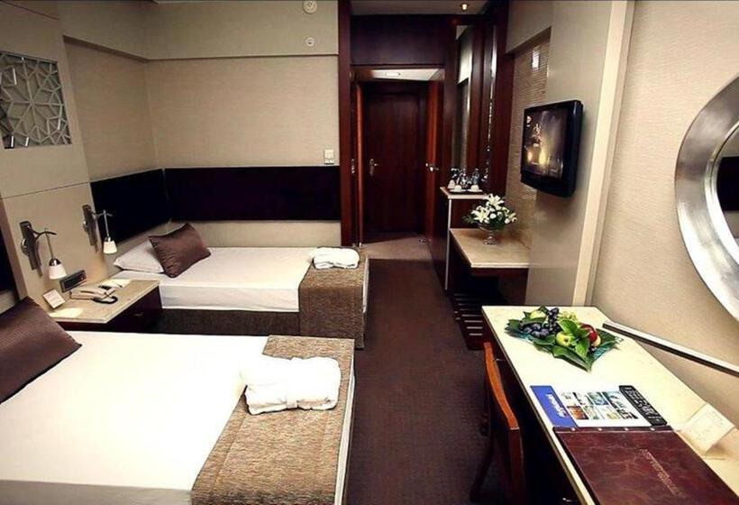 هتل Kervansaray Thermal Convention Center & Spa