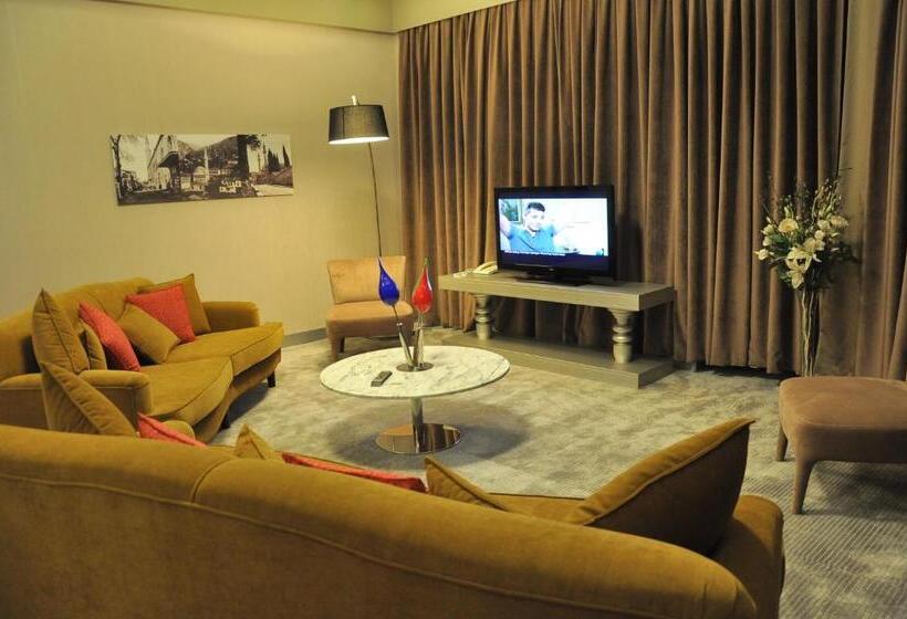 هتل Kervansaray Thermal Convention Center & Spa