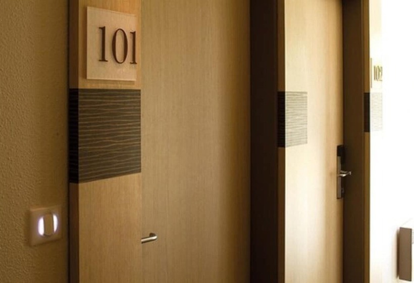 Hotel Kyriad Nantes Sud Bouaye Aeroport