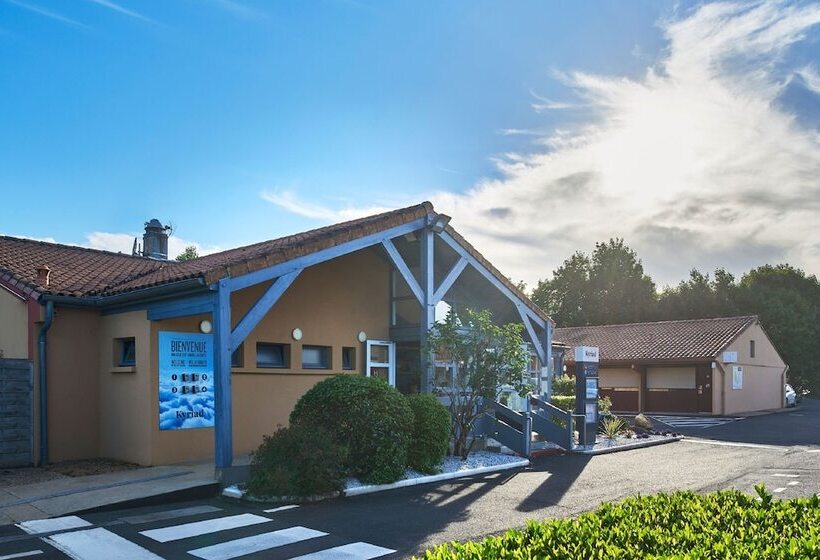 فندق Kyriad Niort   La Crèche
