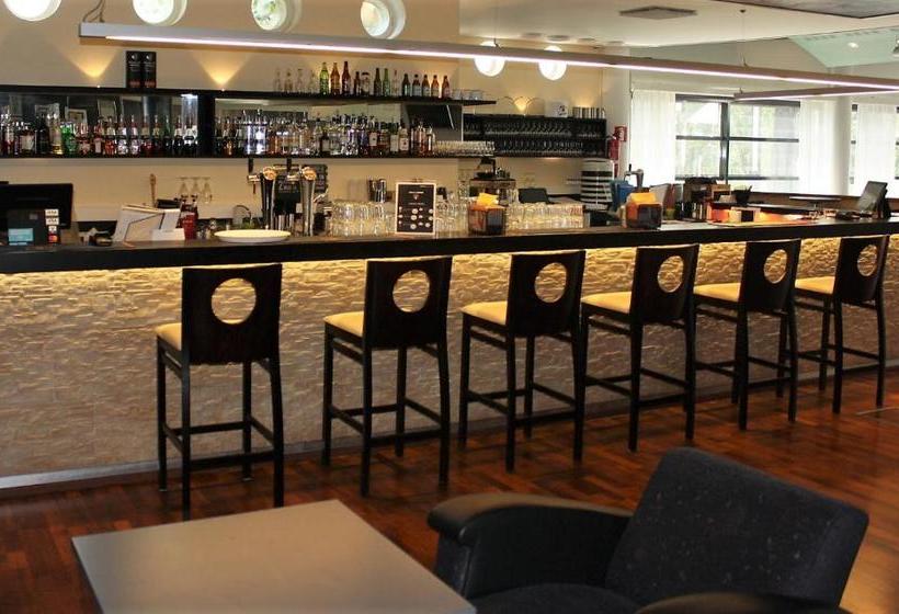 ホテル Li Kivitippu