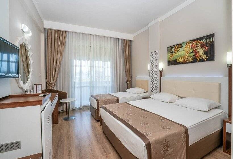 هتل Linda Resort