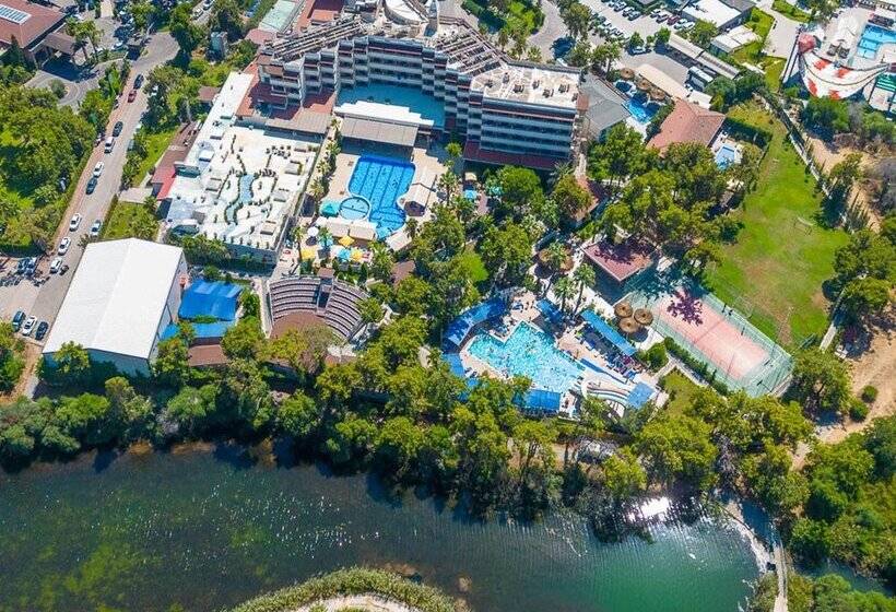 Linda Resort