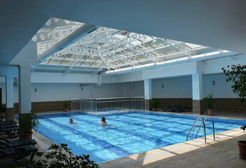 هتل Linda Resort