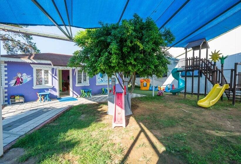 Linda Resort