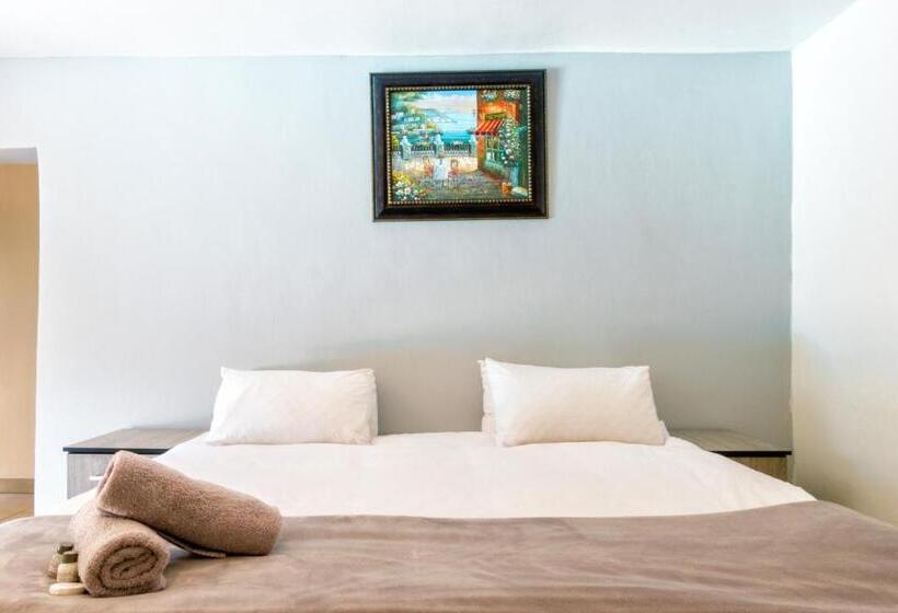 هتل Linden Guest House
