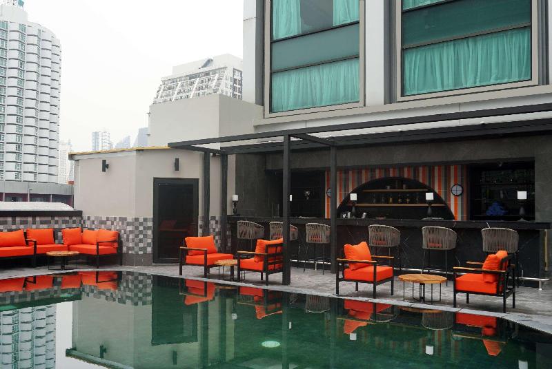 هتل Ramada By Wyndham Bangkok Sukhumvit 11