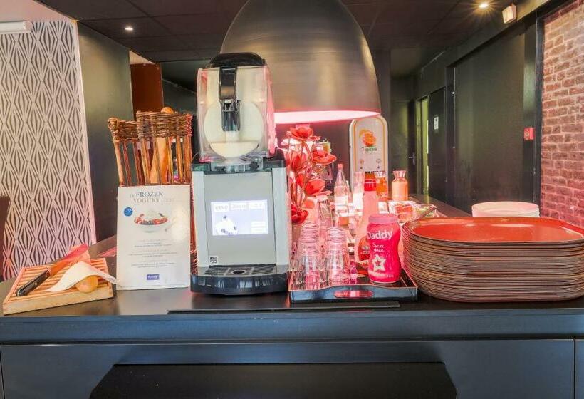 ホテル Restaurant Kyriad de Péronne