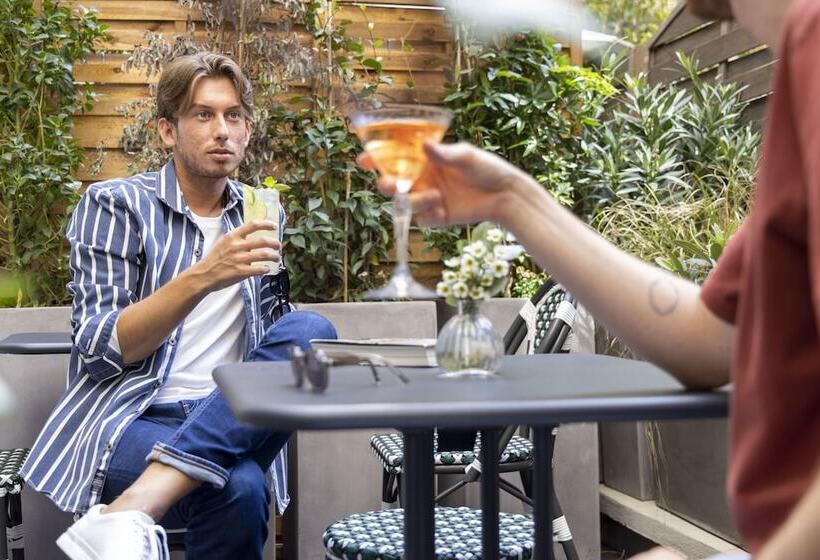 Fotos del hotel Hôtel Toujours:  60