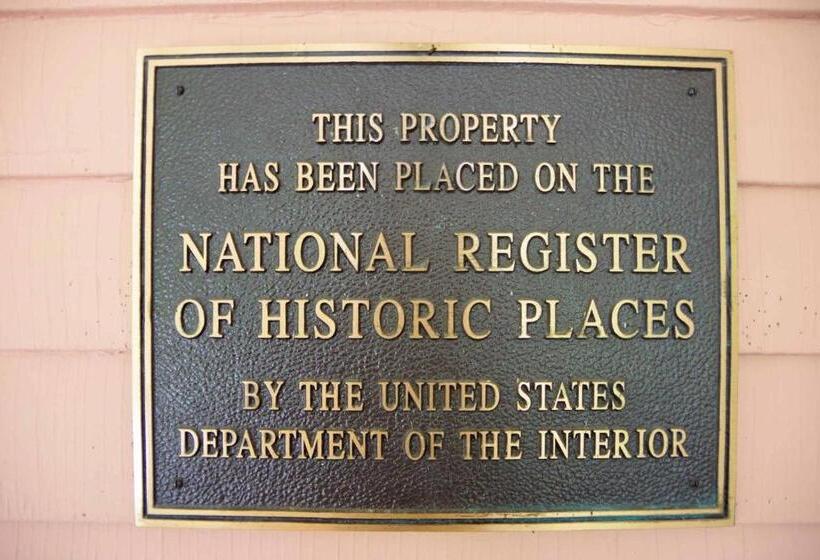 مبيت وإفطار Beaufort House Inn