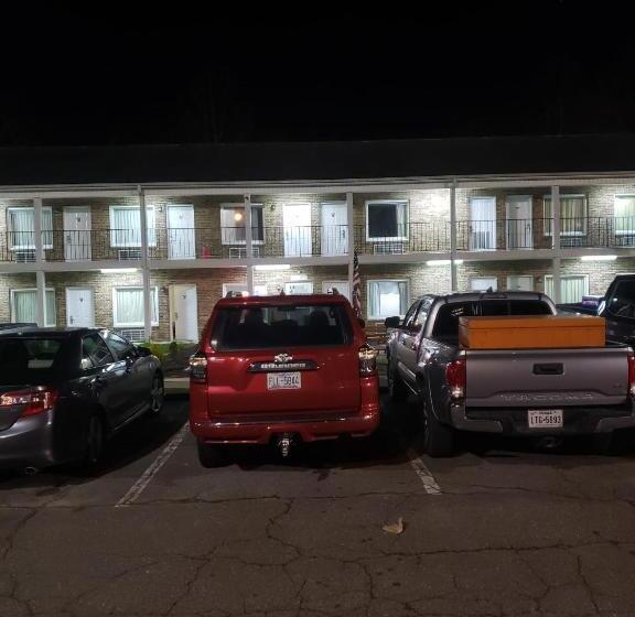 Elk Inn Motel
