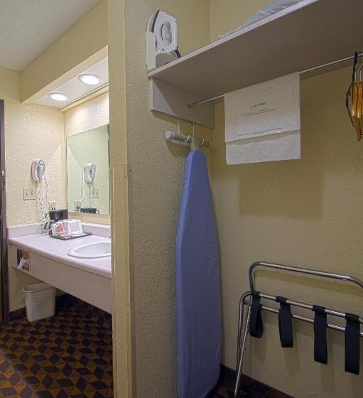 Geneva Motel Inn