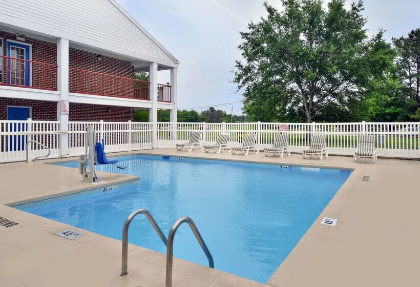 ホテル Americas Best Value Inn Edenton
