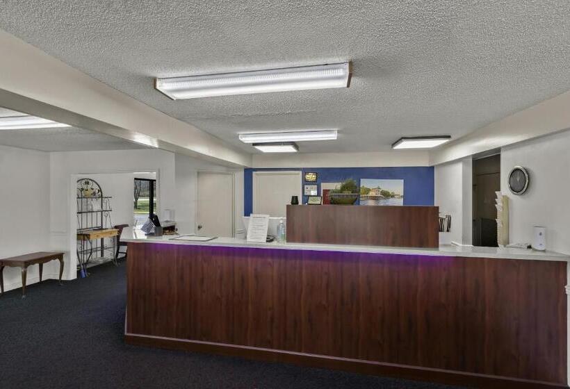ホテル Americas Best Value Inn Edenton