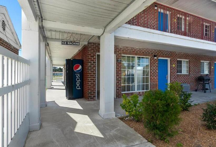 ホテル Americas Best Value Inn Edenton
