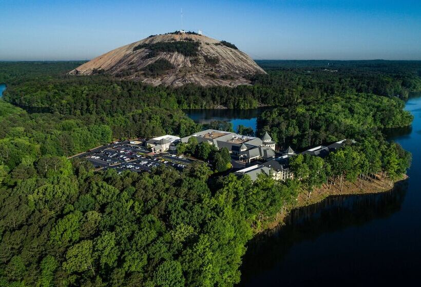 ホテル Atlanta Evergreen Lakeside Resort