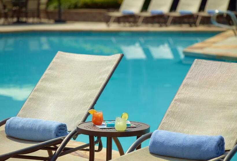 ホテル Atlanta Evergreen Lakeside Resort