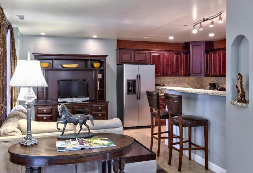 فندق Cedar Crest Inn