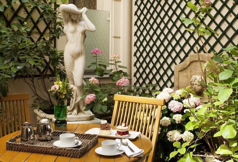 Fotos del hotel Chambiges Elysées:  12