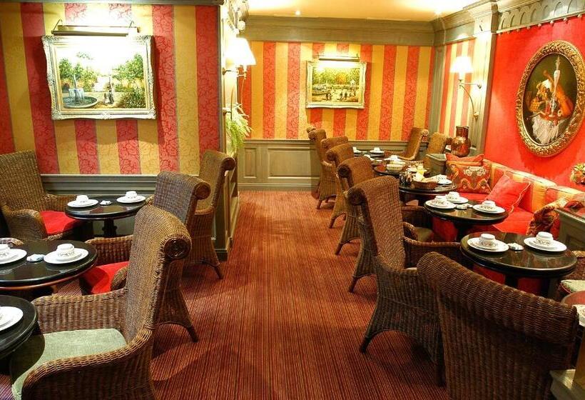 Fotos del hotel Chambiges Elysées:  23