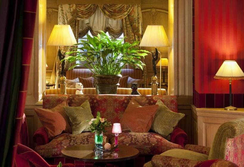Fotos del hotel Chambiges Elysées:  37
