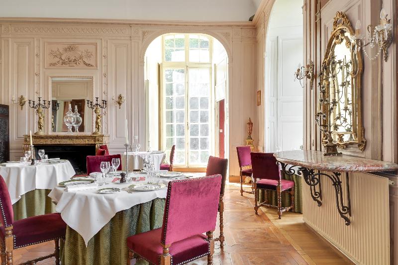 Отель Chateau D Ermenonville
