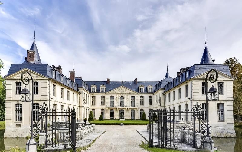 Отель Chateau D Ermenonville
