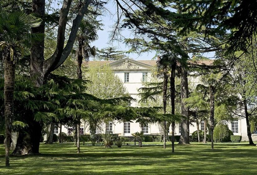 ホテル Château De Lignan