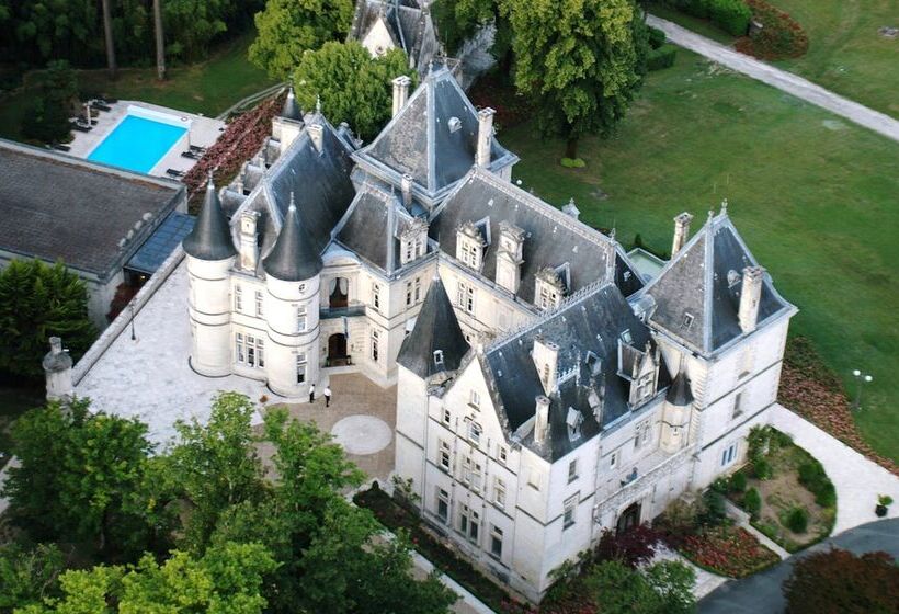 בית מלון כפרי Château De Mirambeau